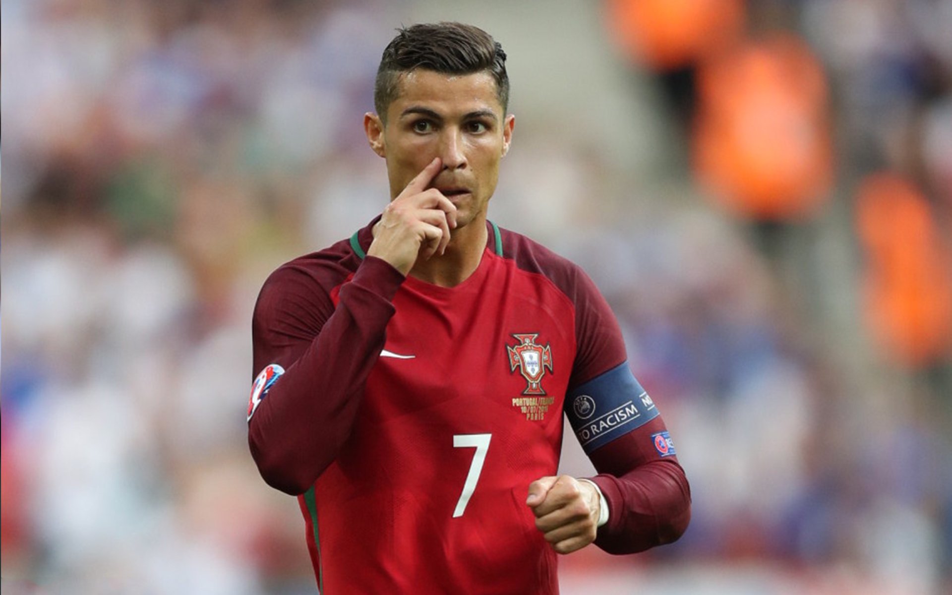 APP下载 LY Sports-弗朗索瓦·斯图尔特：南非队的关键防守型中场，搅乱对手进攻节奏